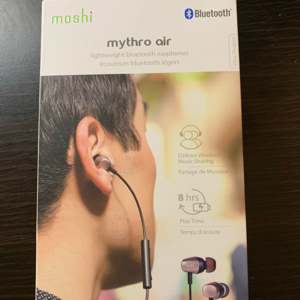 Bluetooth earphones!